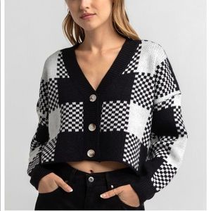 Tilly’s Oversized Cropped Cardigan